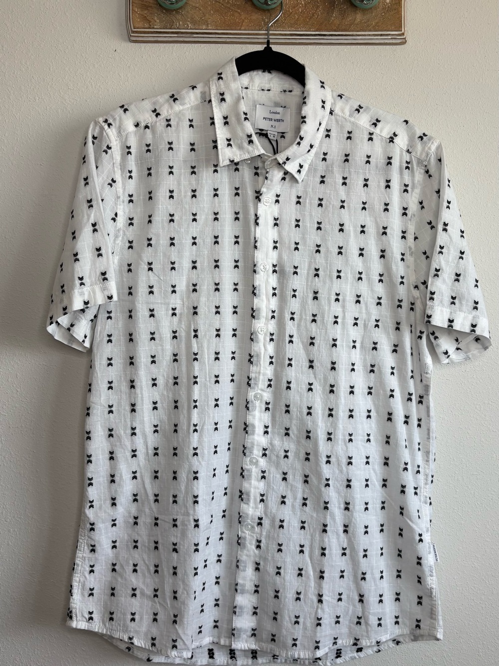 Peter Werth White Short-Sleeve Button-Down Shirt with Black Micro Pattern